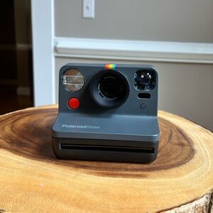Polaroid Now Generation 2 i-Type Instant Camera
